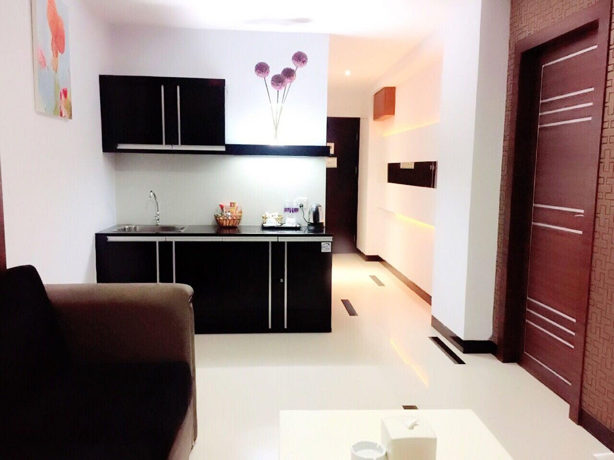 89 Hotel Batam Екстериор снимка
