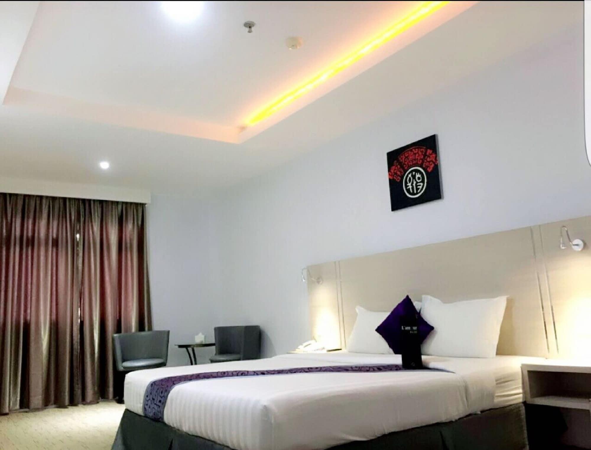 89 Hotel Batam Екстериор снимка