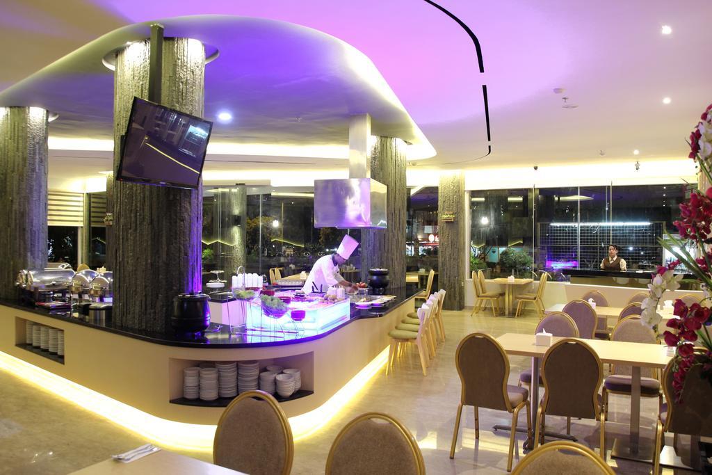 89 Hotel Batam Екстериор снимка