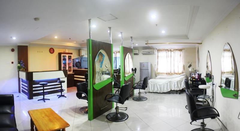 89 Hotel Batam Екстериор снимка