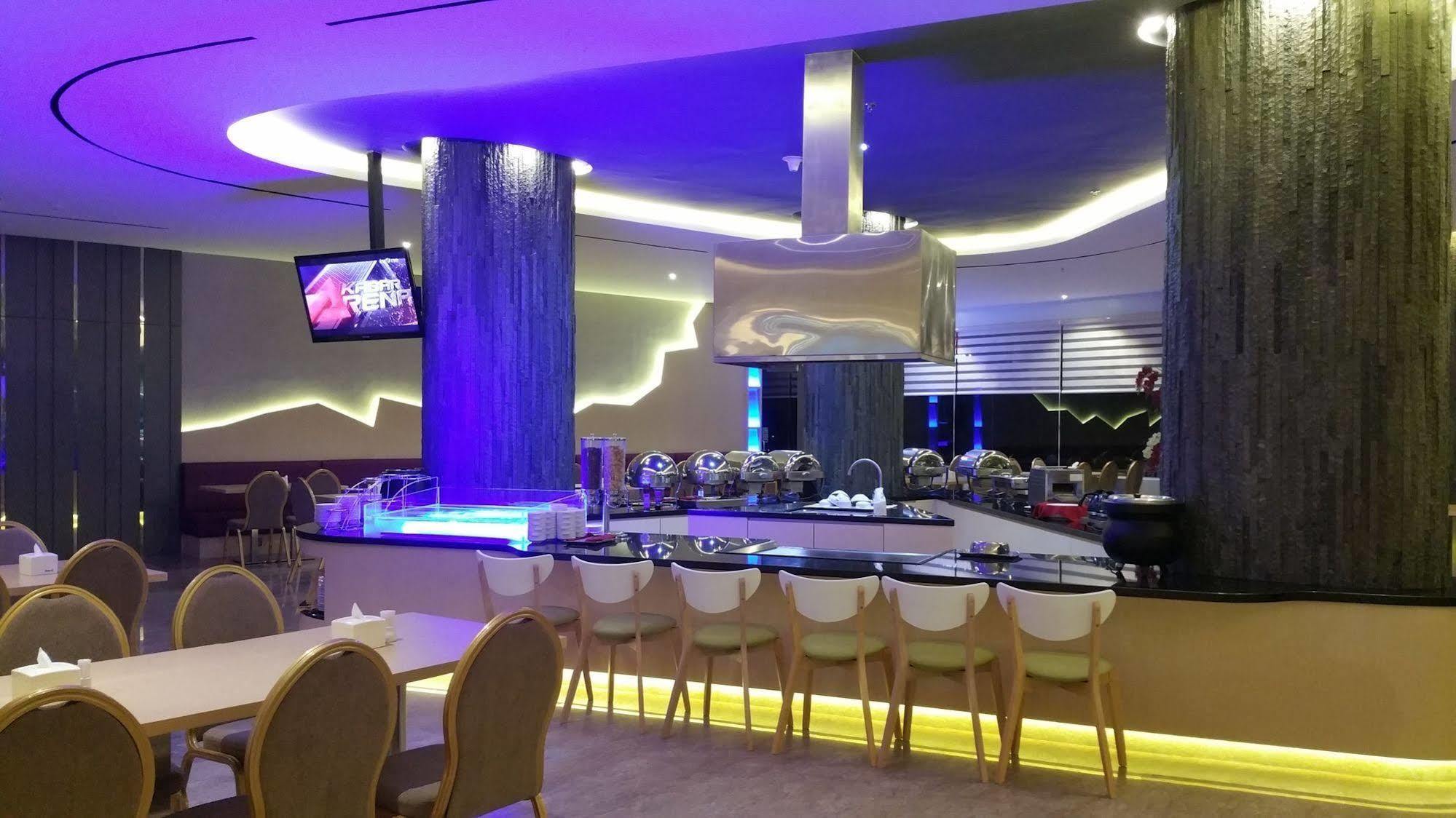 89 Hotel Batam Екстериор снимка