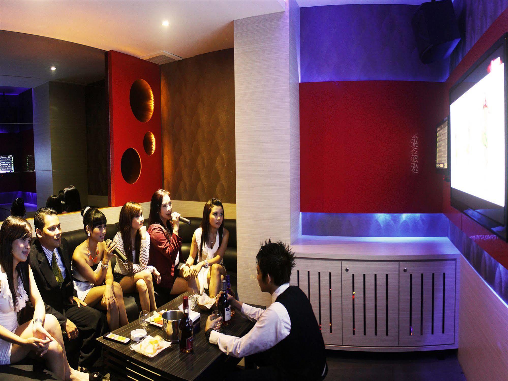 89 Hotel Batam Екстериор снимка